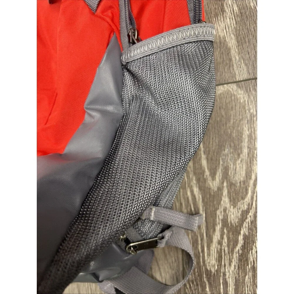 Under Armour Storm Gray And Red Backpack